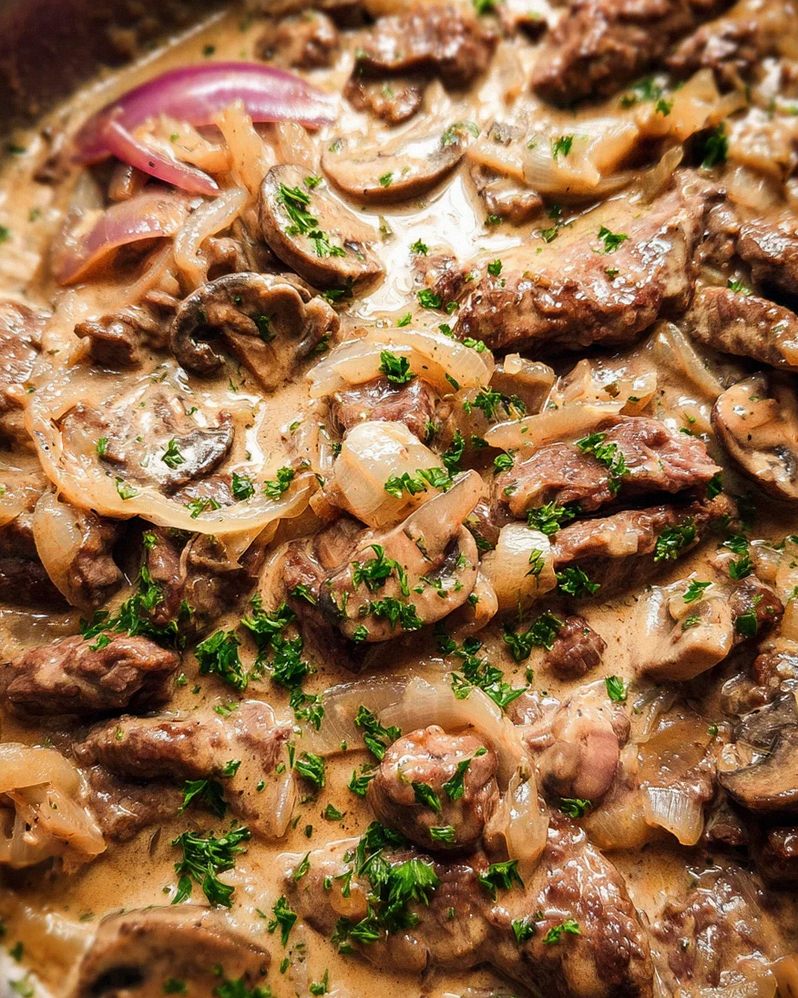 Boeuf Stroganoff